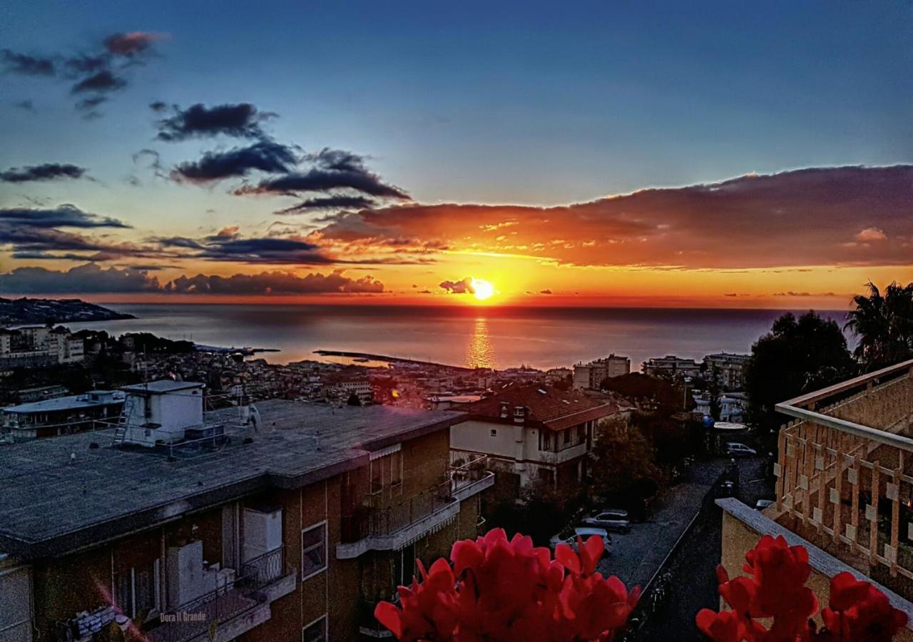 Il Paradiso Del Relax Private Room With Bathroom Parking Sanremo Dış mekan fotoğraf