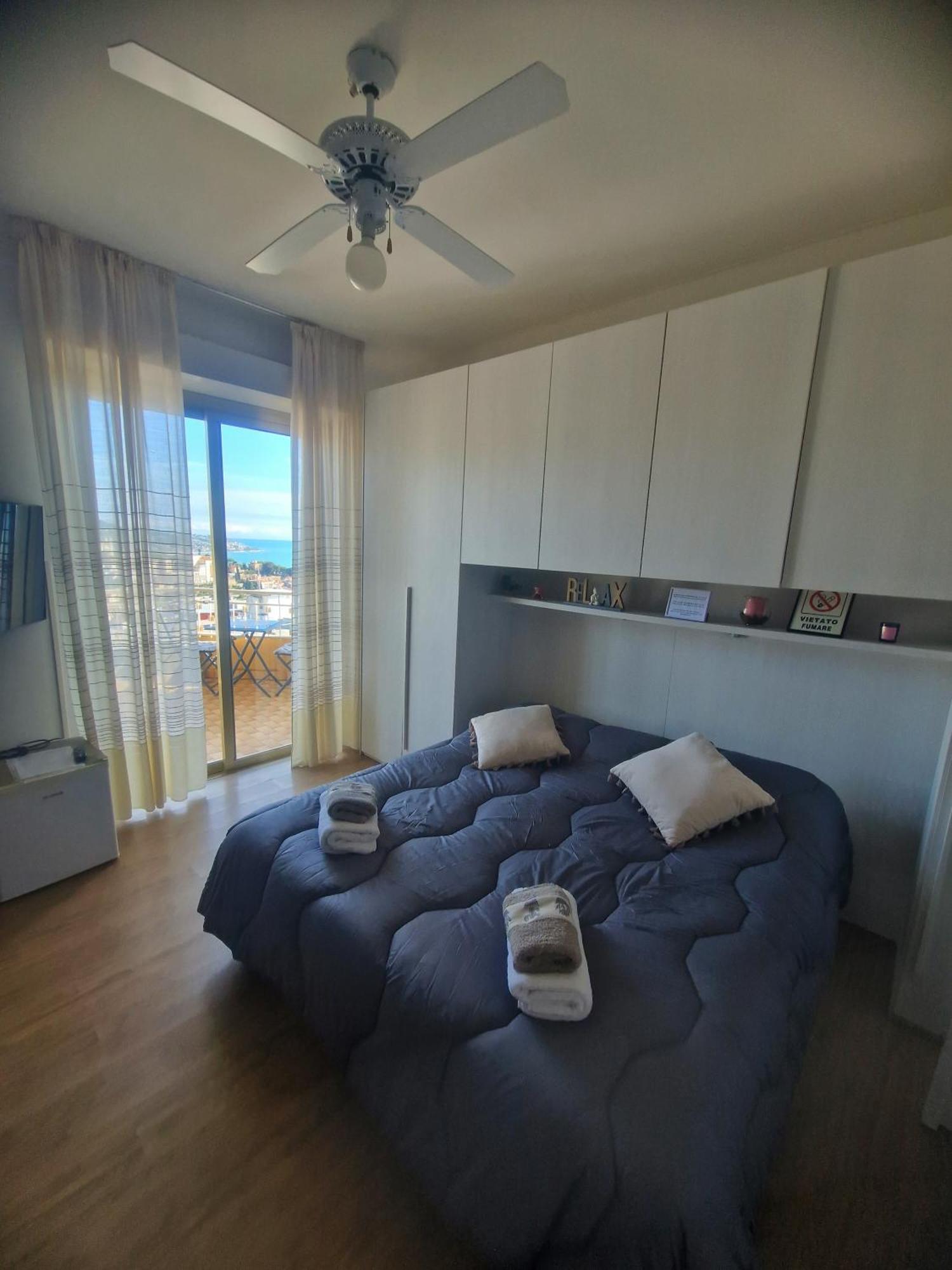 Il Paradiso Del Relax Private Room With Bathroom Parking Sanremo Dış mekan fotoğraf